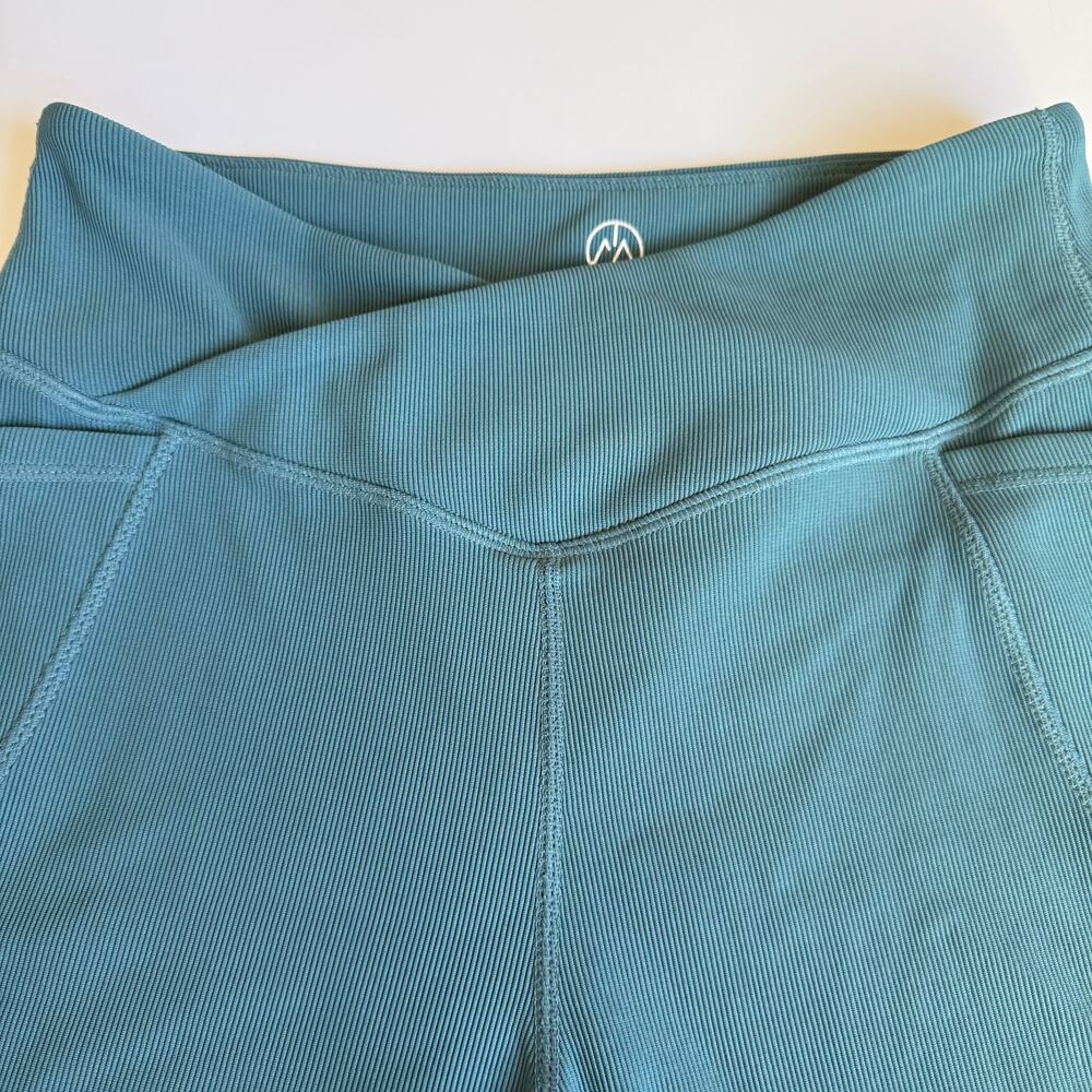 NEW Move Theology Slate Blue Athletic Set Women's Large - Picture 9 of 11